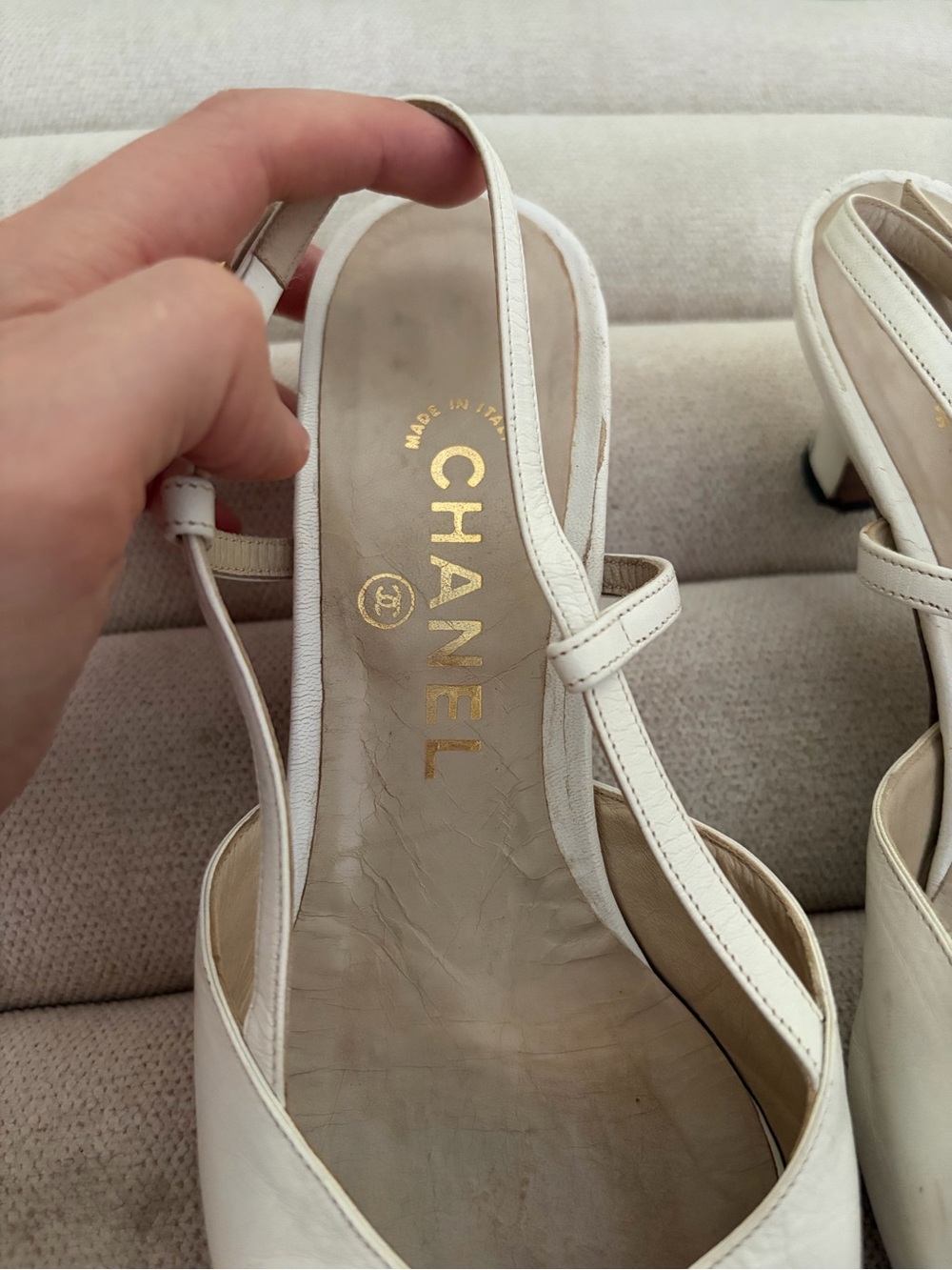 CHANEL Designer Vintage Kitten Slingback Cap Toe Heels White Size 36.5 37 6.5 7 - Picture 4 of 15